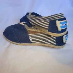 TOMS Women's 9 Navy University Espadrille Flats